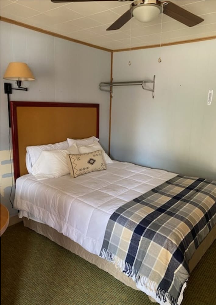 The Gold Pan Motel - photo 13