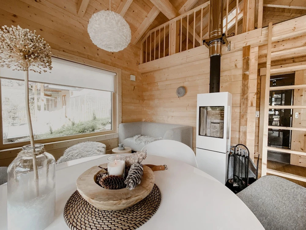 HUS Chalet Lodges — 4-Star Luxury Hotel in Zell Im Wiesental, Germany