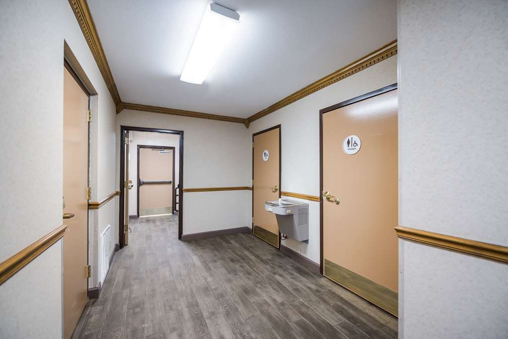Quality Inn Jacksonville near Little Rock Air Force Base - photo 9