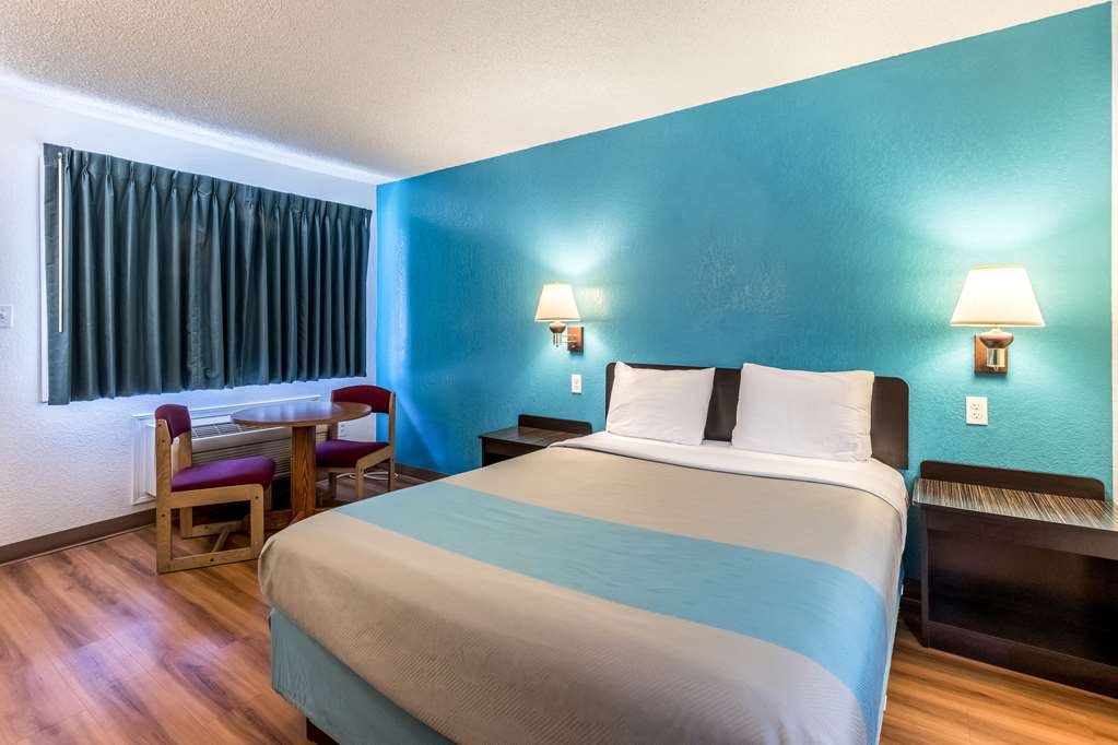 Motel 6 Astoria OR - photo 16