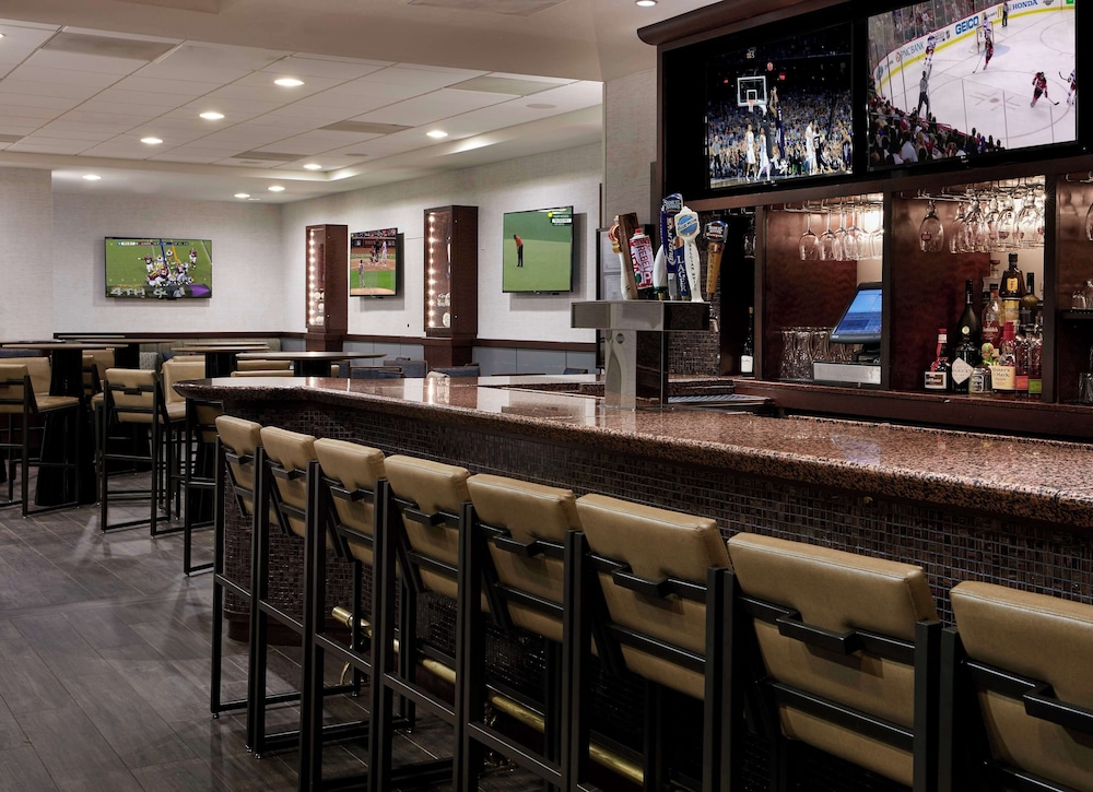 Hilton Chicago O'Hare Airport - photo 63