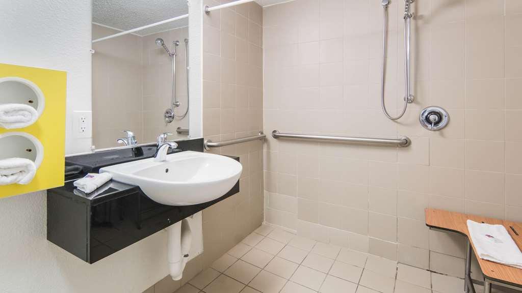Motel 6 Addison TX Dallas - photo 28