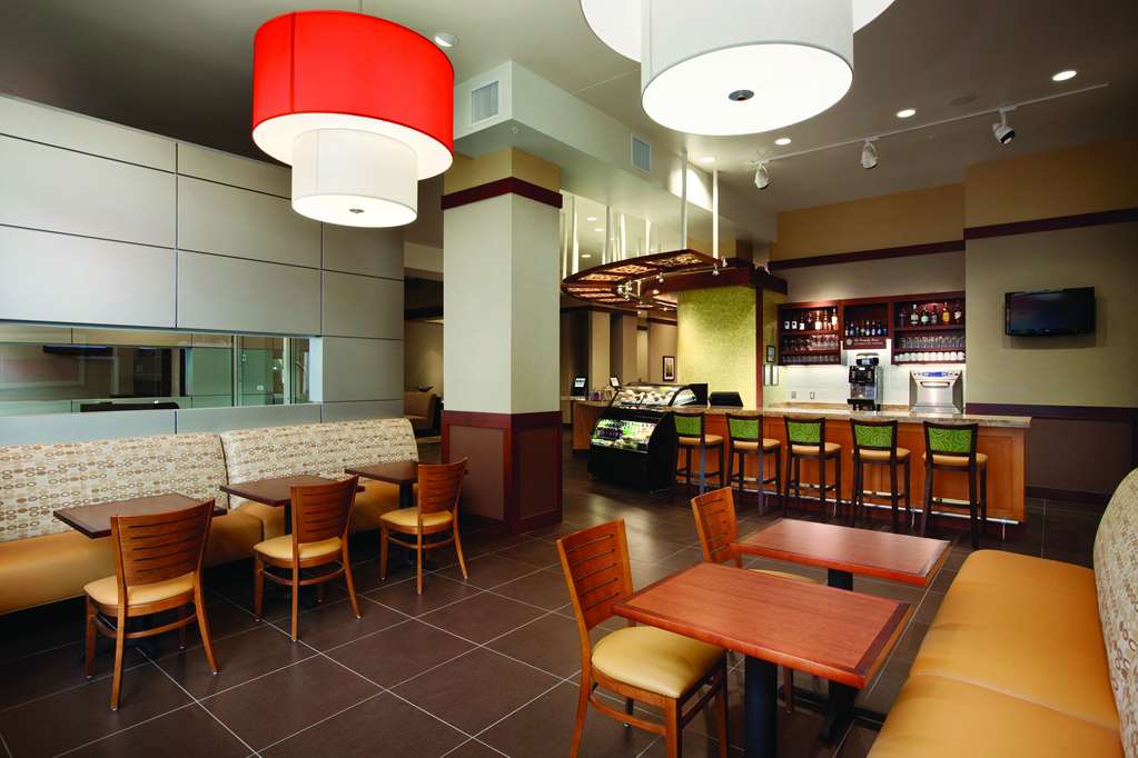 Hyatt Place Des Moines Downtown - photo 5
