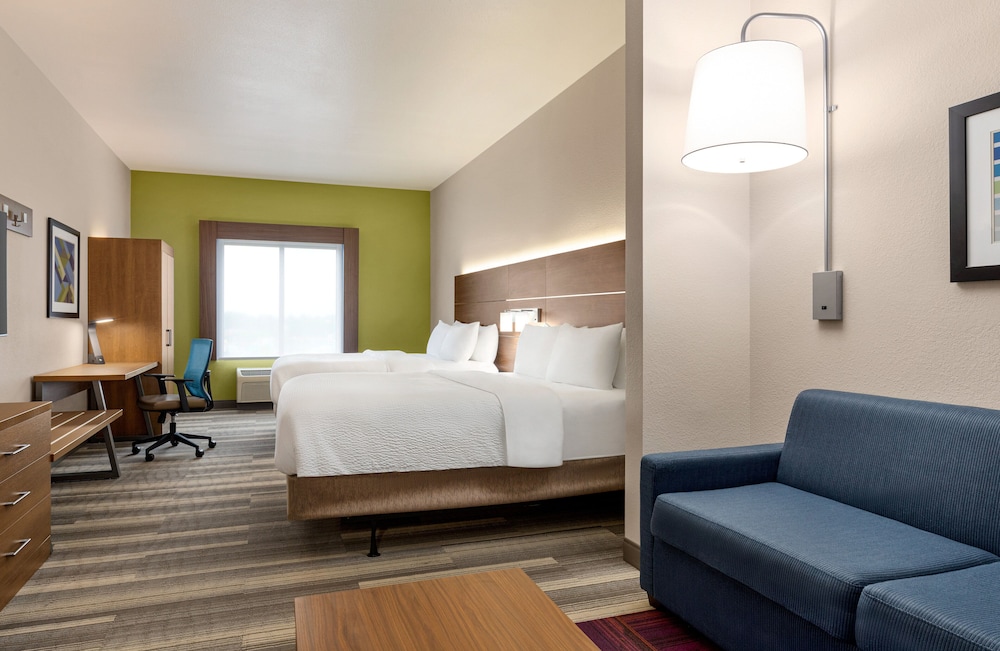 Holiday Inn Express Hotel & Suites Waycross by IHG - photo 13