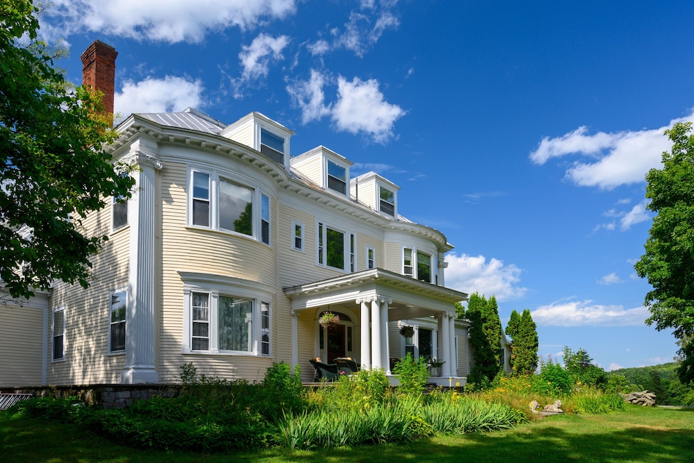 Hillholm Estate — hotel in Kingfield