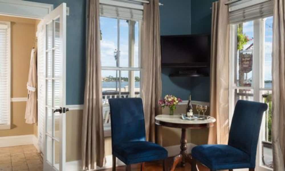 Bayfront Marin House - photo 5