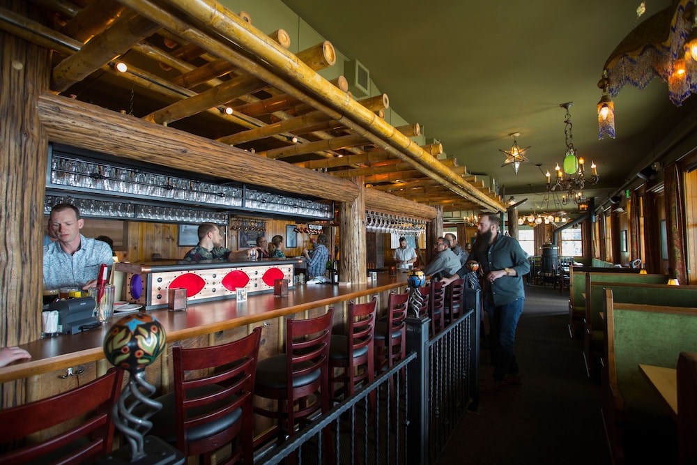 McMenamins Kalama Harbor Lodge - photo 55