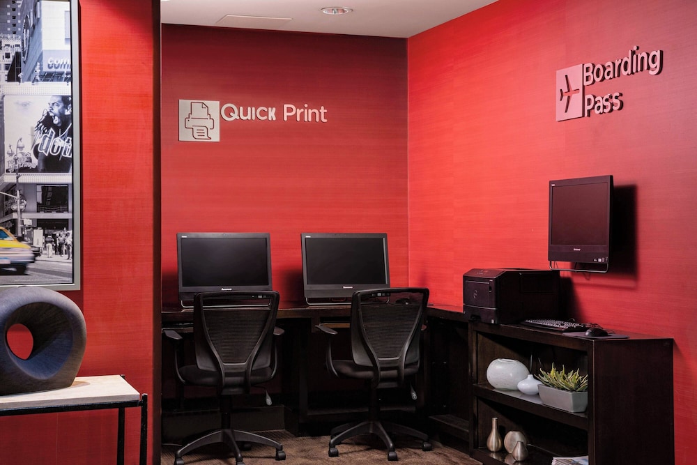 Courtyard by Marriott New York Manhattan Times Square - photo 38