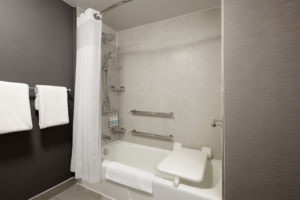 Courtyard by Marriott Dallas Las Colinas - photo 22