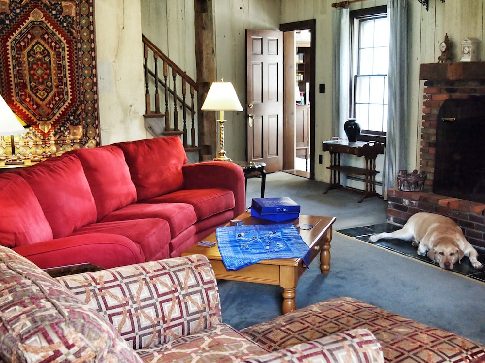Admiral Peary Inn Bed & Breakfast - photo 42