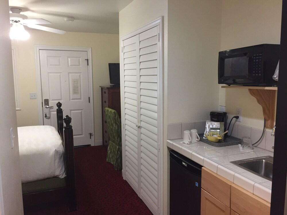 The Inn on Pine - photo 15