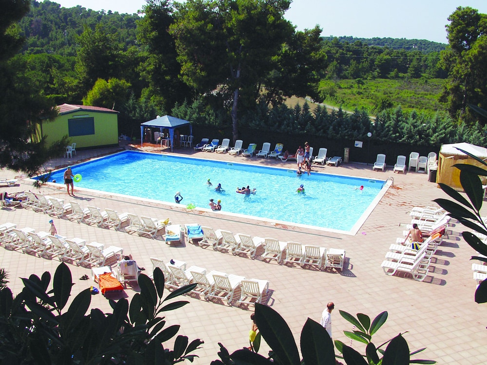 Residence Hotel Baia di Paradiso — 5-Star Luxury Hotel in Peschici, Italy