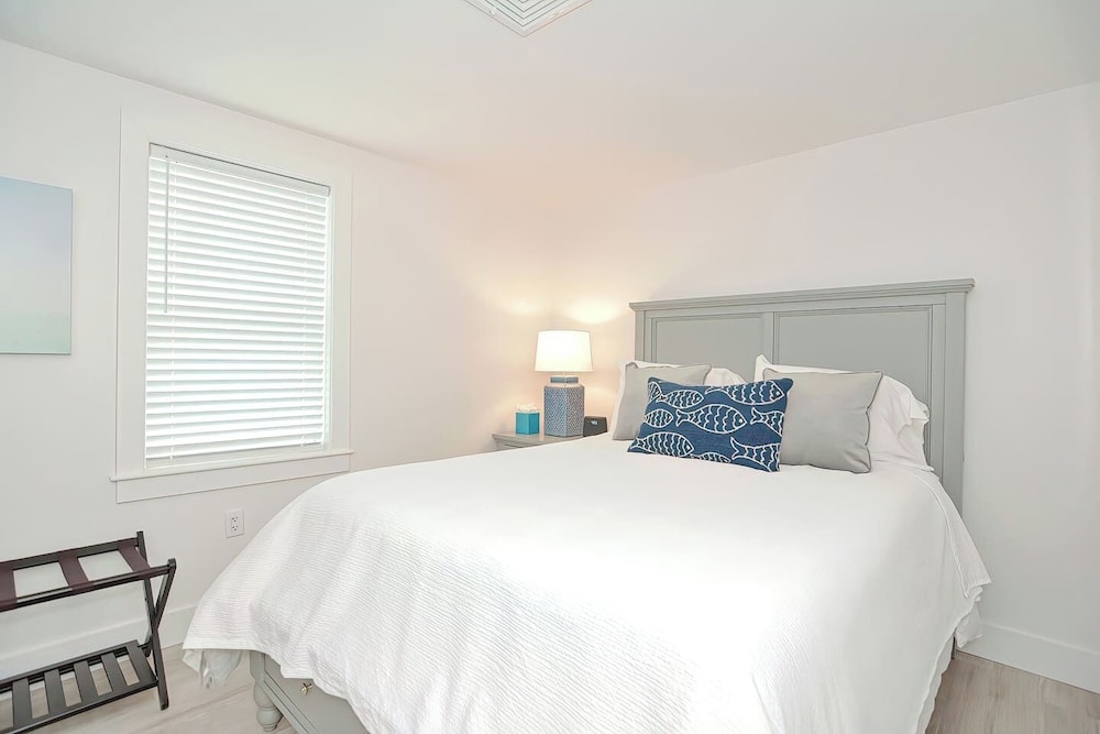 Harbourtown Suites - photo 19