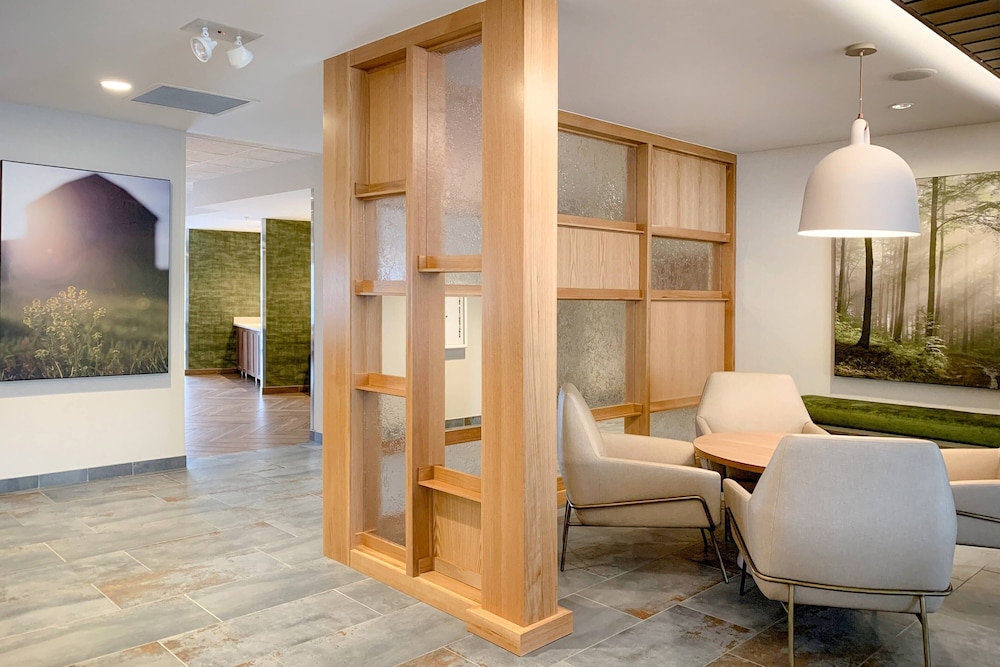 Fairfield Inn and Suites by Marriott Northfield - photo 2