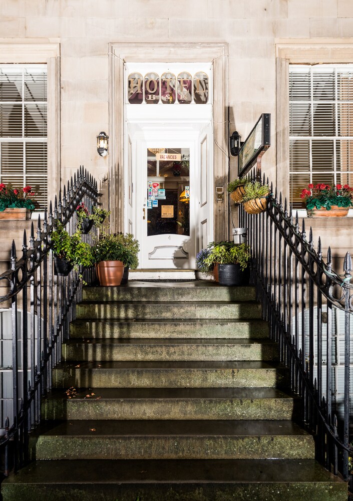 Lyncliff Hotel - carbon neutral hotel in Edinburgh