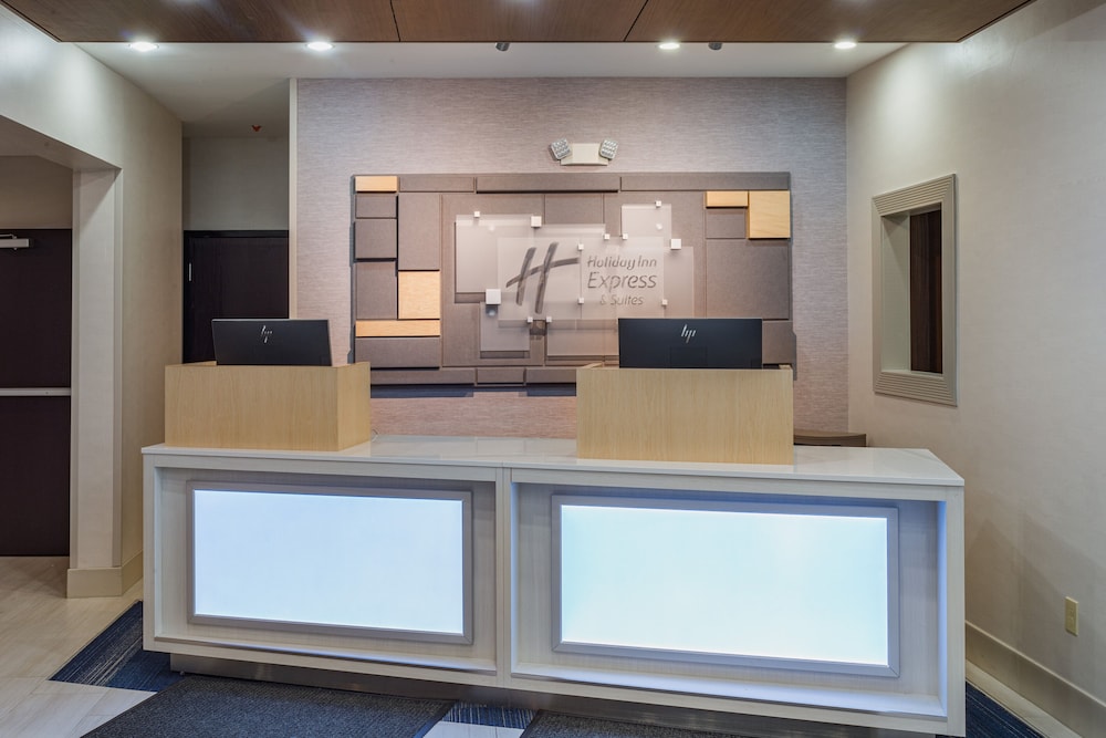 Holiday Inn Express Hotel & Suites Swansea by IHG - photo 38