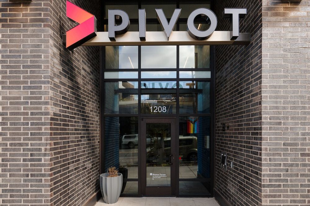 Pivot - photo 31