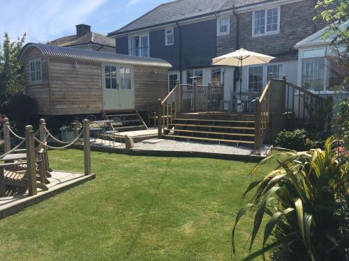 Downsfield Bed and Breakfast — 5-Star Luxury Hotel in Penzance, United Kingdom