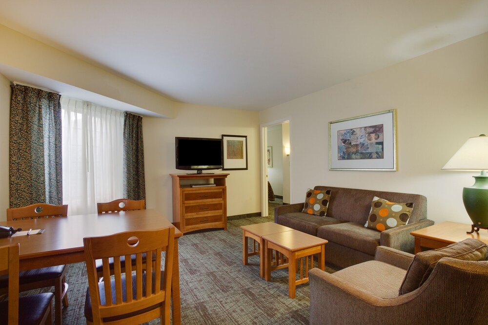 Staybridge Suites Corning by IHG - photo 6