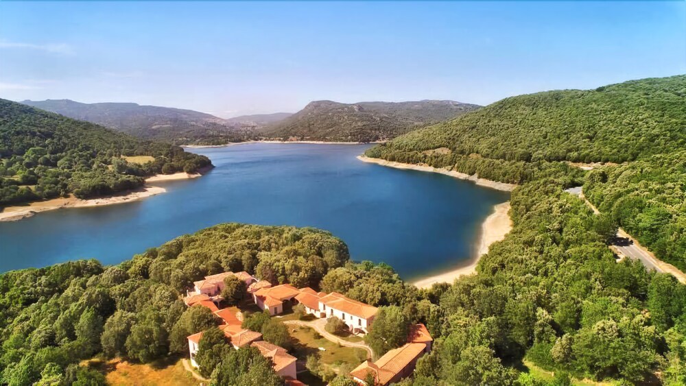 Hotel Taloro - last minute hotel in Gavoi