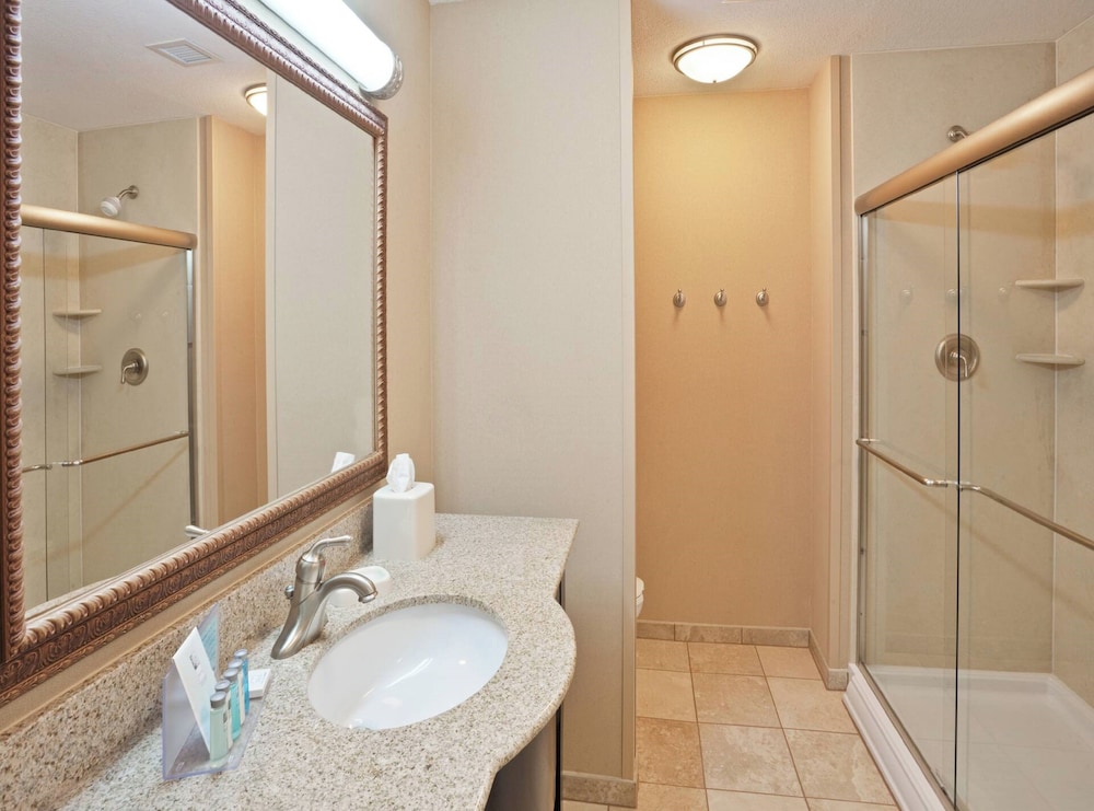 Hampton Inn Kingston - photo 13