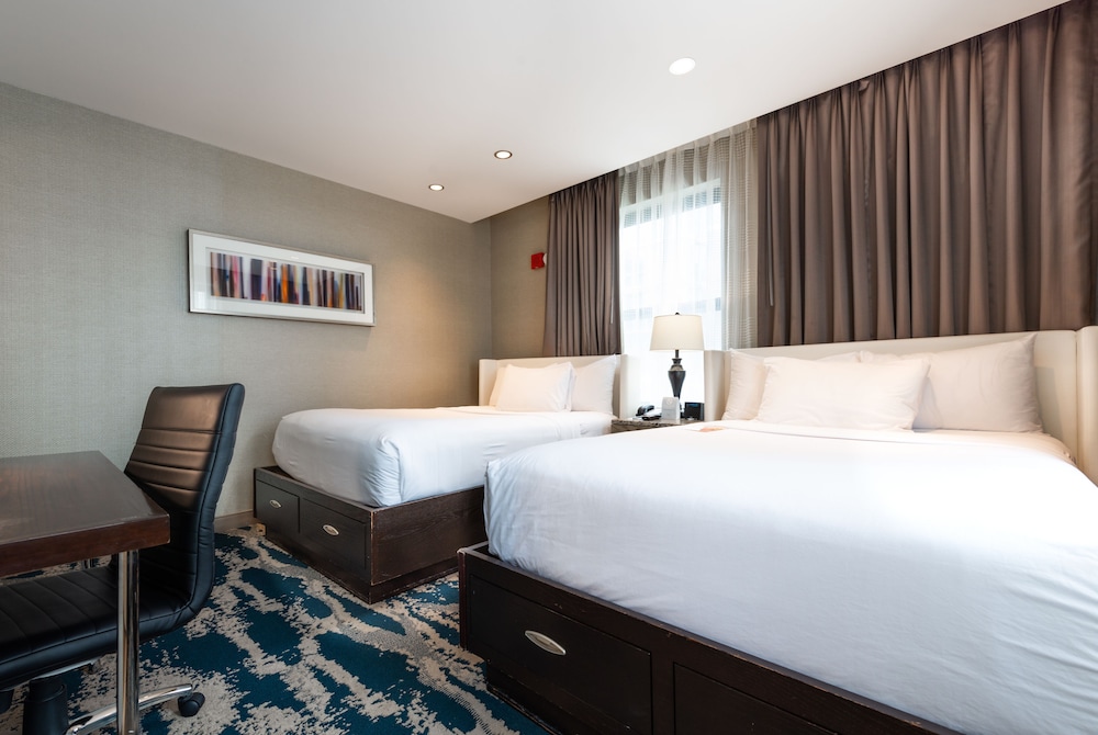 Hotel Felix River North Magnificent Mile - photo 40