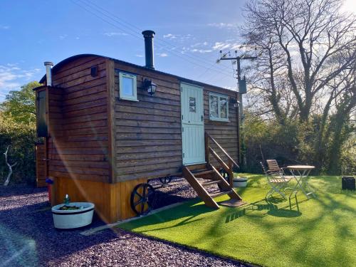 Shepherds Hut Conwy Valley in Conwy, United Kingdom