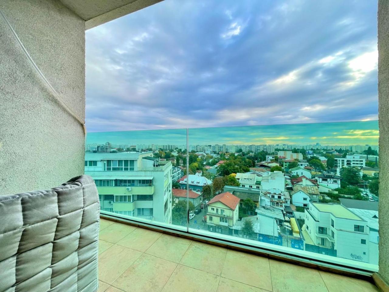 Apartment No 902 Circului Park Tower in Bucharest, Romania