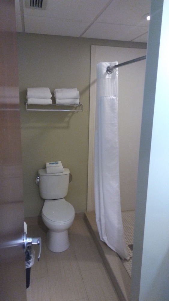 Holiday Inn Express & Suites Pittsburgh West Greentree by IHG - photo 37