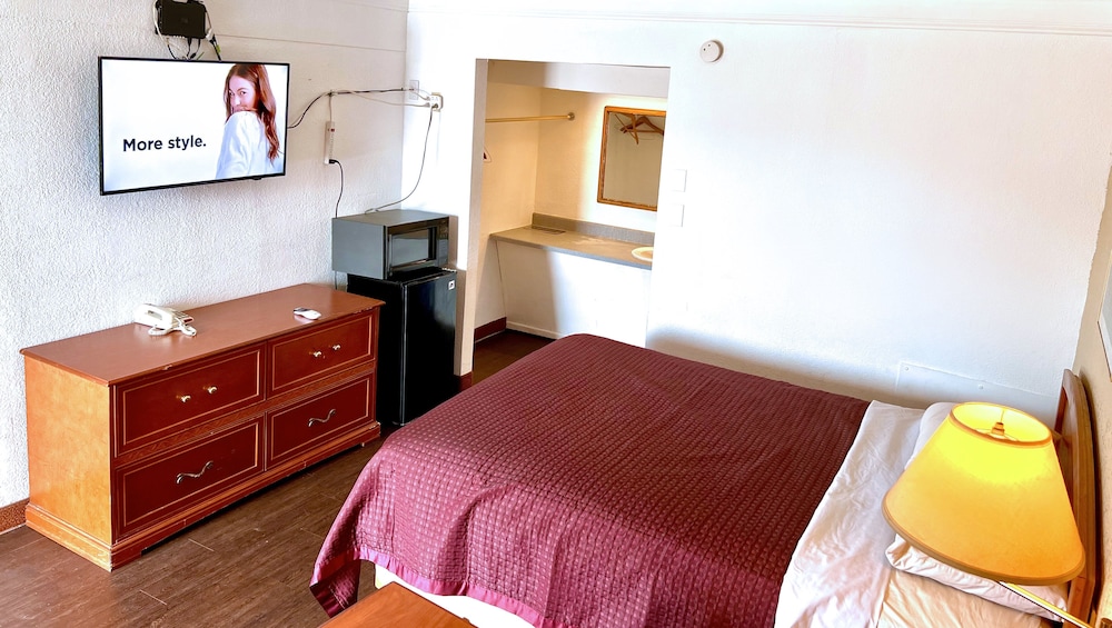 Thunderbird Motel Hillsboro - photo 15