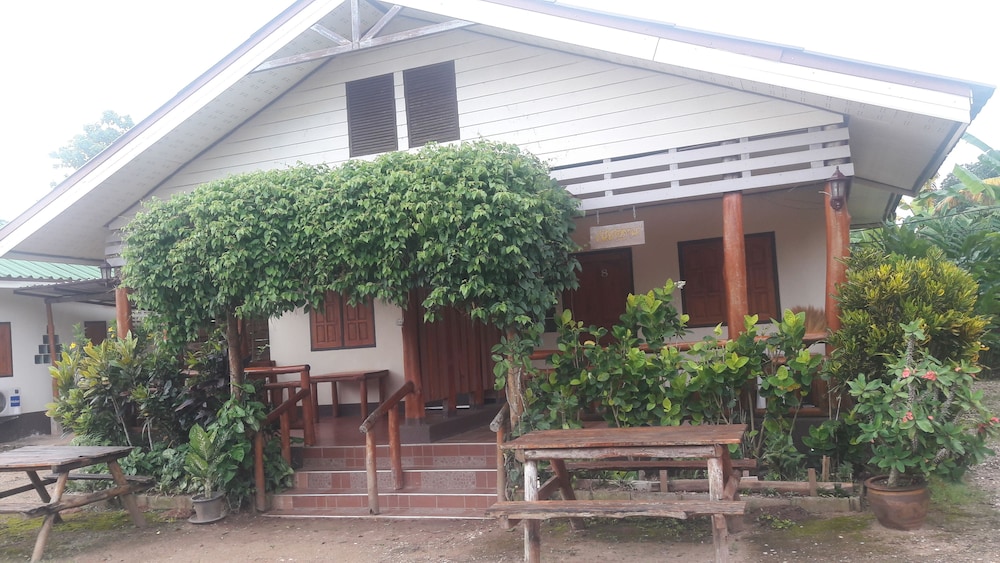 Ramidahost2 in Chiang Saen, Thailand