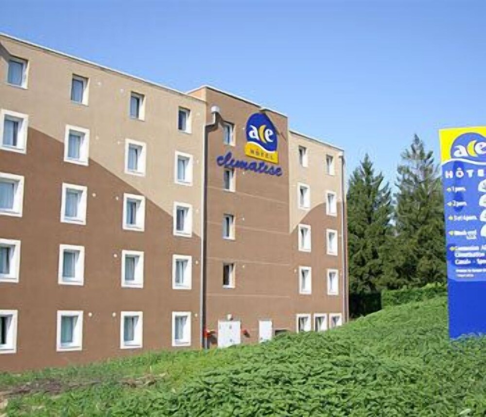 ACE Hôtel Brive la Gaillarde in Brive-La-Gaillarde, France