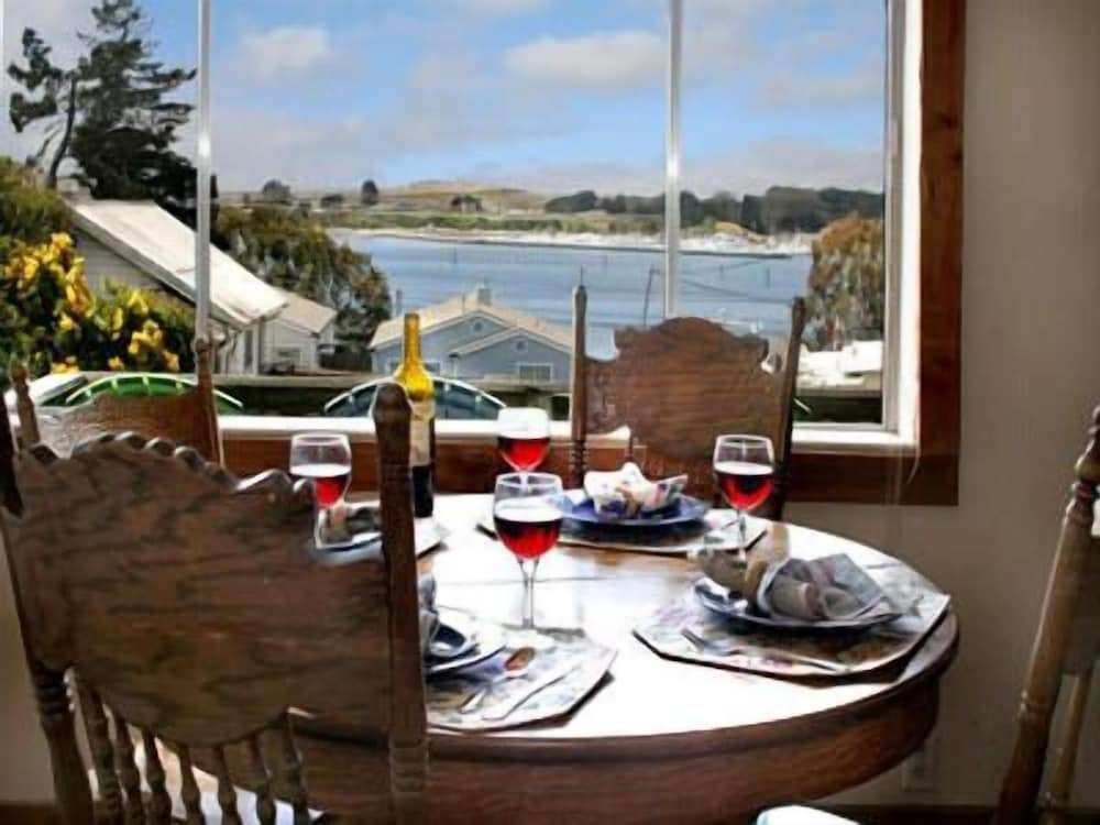 Bodega Harbor Inn - photo 13