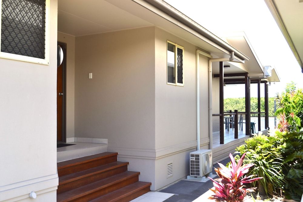Hinchinbrook Resorts Management Pty Ltd — Ingham — photo 2