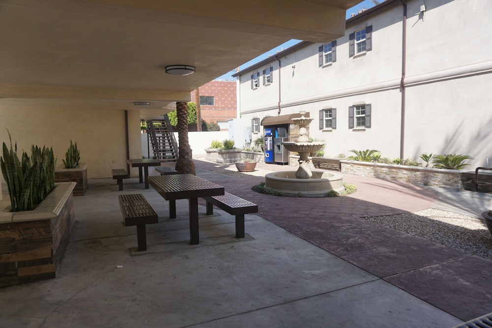 Tuscan Garden Inn - photo 63