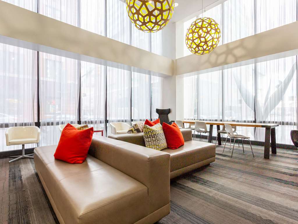 Comfort Inn & Suites Baltimore Inner Harbor - photo 4