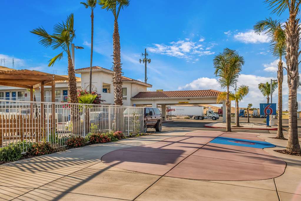 Motel 6 Westley CA - photo 6