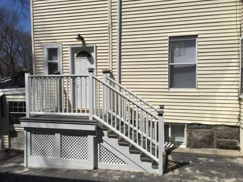 Pet Friendly 30Min To Downtown The Bostonian - photo 16