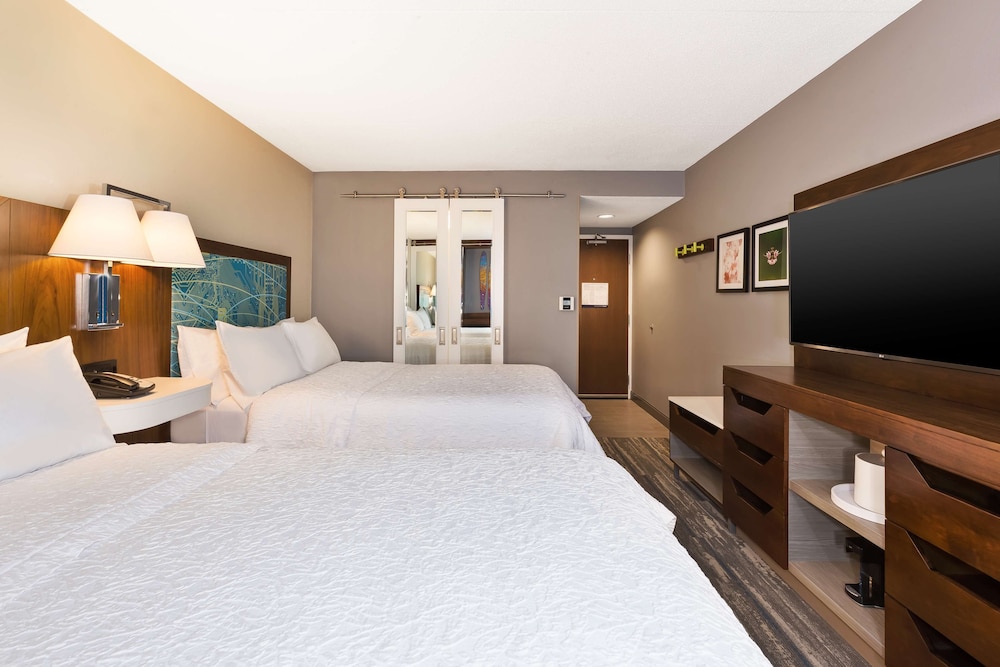Hampton Inn Traverse City - photo 20