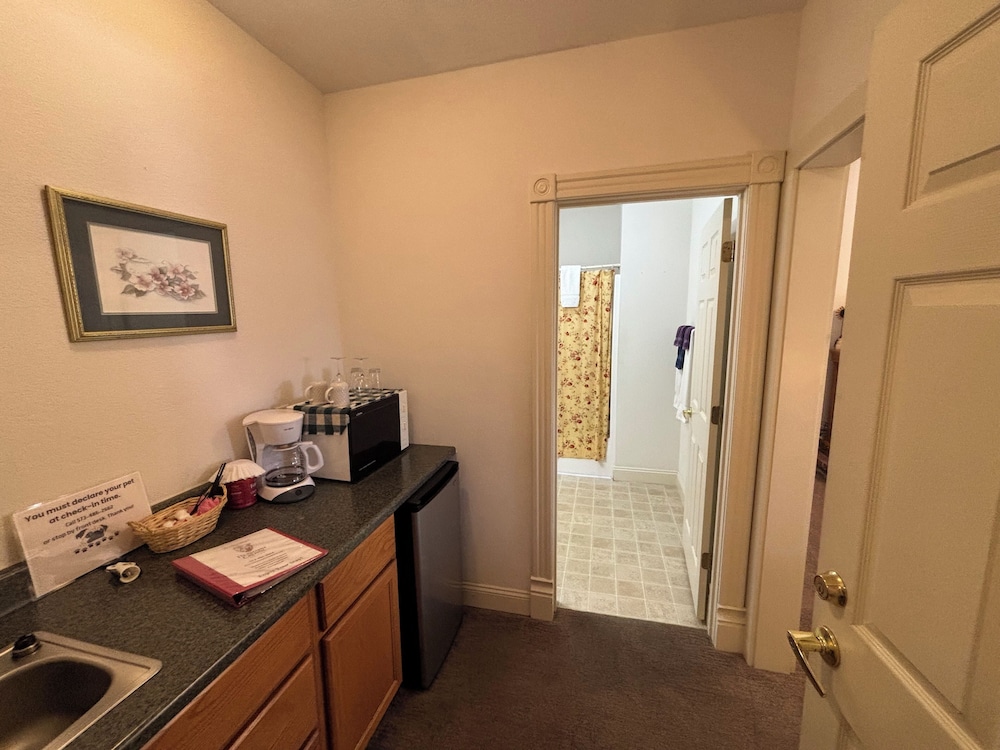 Hermann Crown Suites - photo 116