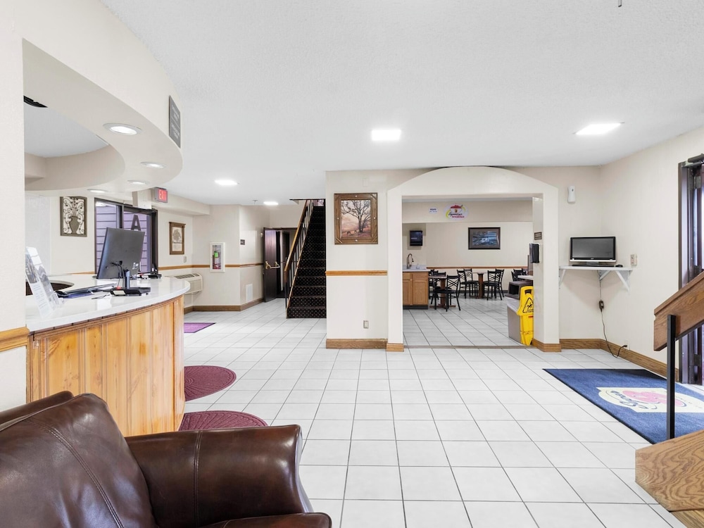 Super 8 by Wyndham Ogallala - photo 35