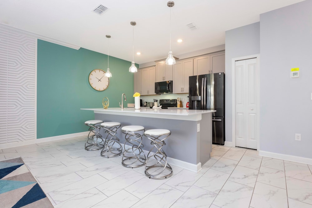 Stunning 4 Bd Close to Disney w Pool Storey Lake Resort 4369 Kissimmee - photo 20