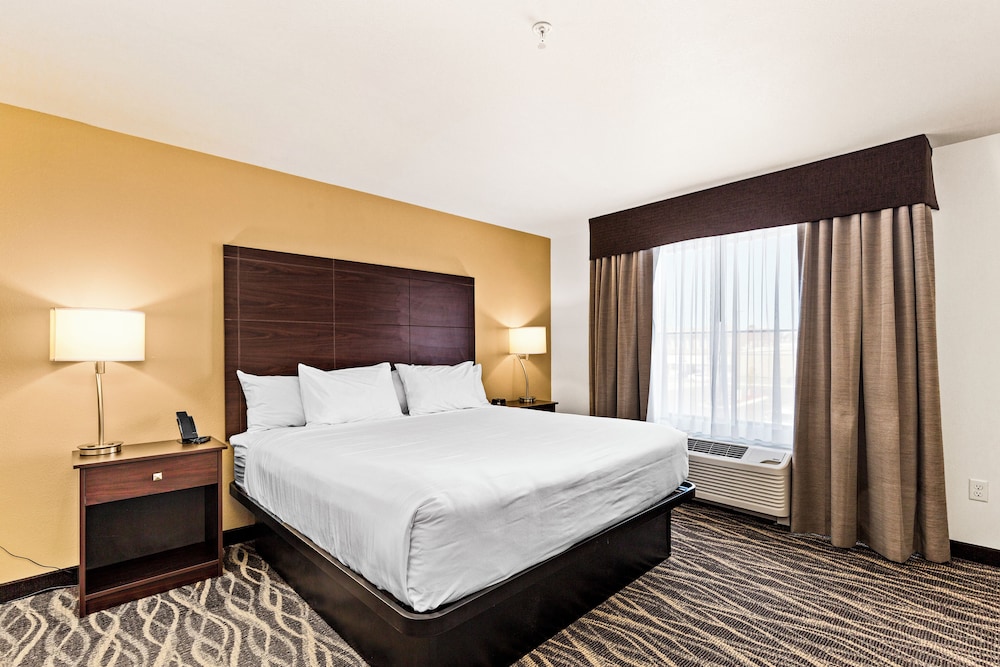 Cobblestone Hotel & Suites Ottumwa - photo 22