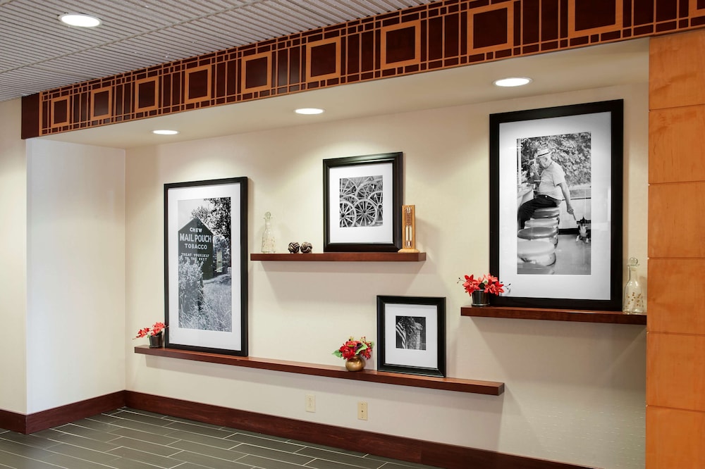 Hampton Inn Seymour - photo 2