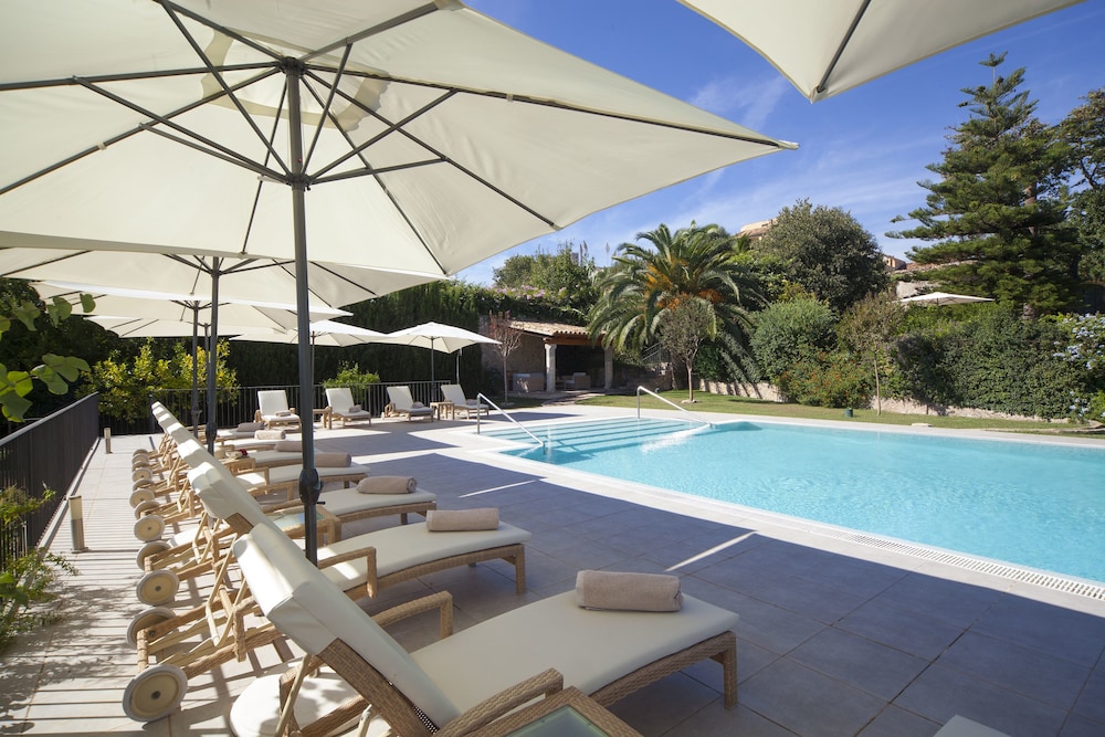 S Hort de Cas Miss r Boutique Hotel — 4-Star Luxury Hotel in Selva, Spain