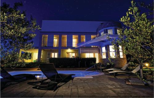 5 Bedroom Amazing Home In Debeljak — Sukosan — photo 3