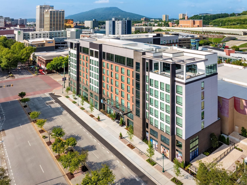 Embassy Suites By Hilton Chattanooga Downtown - photo 88
