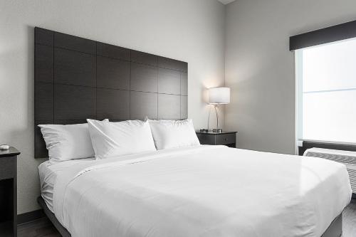Riverstone Suites Chippewa Falls - photo 18