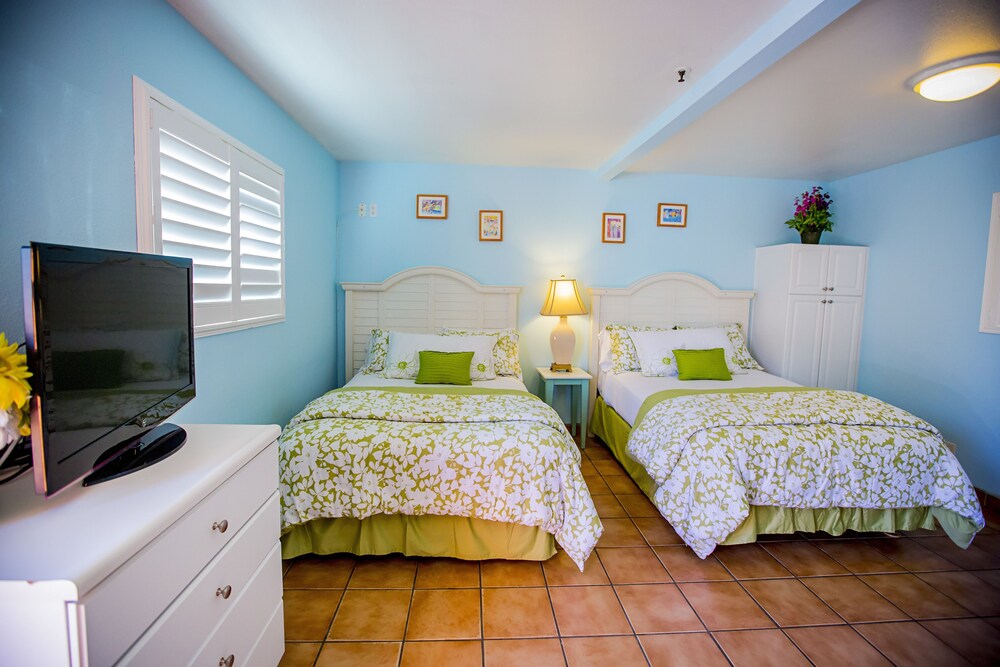 Leucadia Beach Inn - photo 19