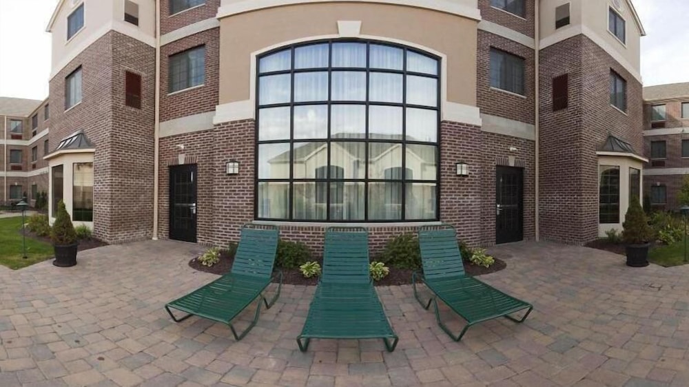 Staybridge Suites Akron Stow Cuyahoga Falls by IHG - photo 45